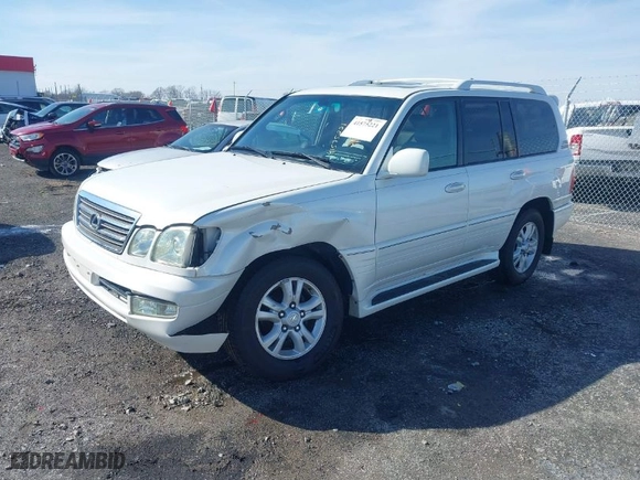 2005 Lexus LX 470 with VIN JTJHT00W653551986, listed as a IAAI auction lot 41575221 with 166,287 mi miles. Bid and sale history available at carsss.com. Image 2.