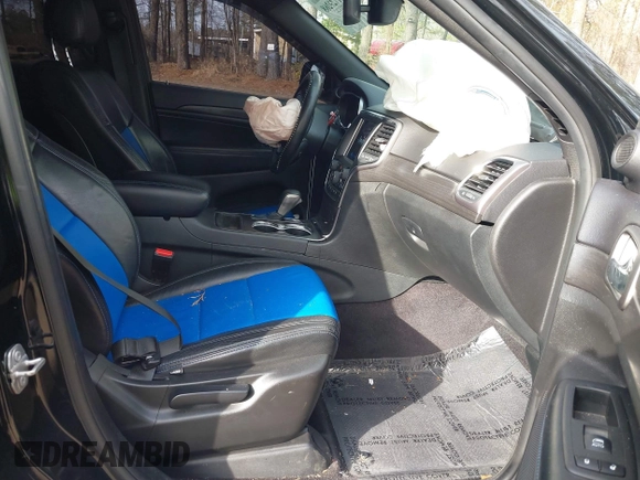 2018 Jeep Grand Cherokee Laredo E with VIN 1C4RJFAG1JC426542, listed as a IAAI auction lot 41729268 with 106,024 mi miles and . Bid and sale history available at DreamBid. Image 5.