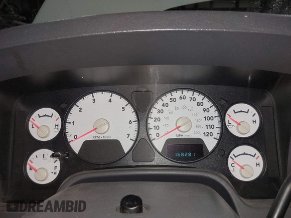 2008 Dodge 1500 SLT with VIN 1D7HU18NX8J120235, listed as a IAAI auction lot 41848707 with 168,281 mi miles. Bid and sale history available at carsss.com. Image 7.