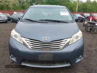 2017 Toyota Sienna XLE with VIN 5TDDZ3DC2HS171807, listed as a IAAI auction lot 42225873 with 105,588 mi miles and . Bid and sale history available at DreamBid. Image 12.