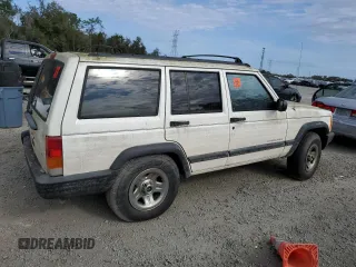 1998 Jeep Cherokee Sport with VIN 1J4FT68S8WL101900, listed as a Copart auction lot 86476444 with 0 mi miles and Salvage Title. Bid and sale history available at carsss.com. Image 3.