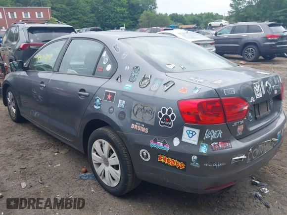 2011 Volkswagen Jetta SE with VIN 3VWDZ7AJ9BM346231, listed as a IAAI auction lot 42611214 with 145,045 mi miles and . Bid and sale history available at DreamBid. Image 3.