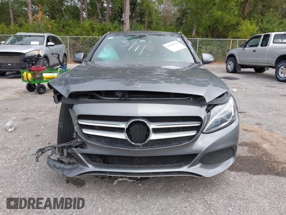 2018 Mercedes-Benz C 300 with VIN 55SWF4JBXJU265610, listed as a IAAI auction lot 41626070 with 46,071 mi miles and . Bid and sale history available at DreamBid. Image 13.