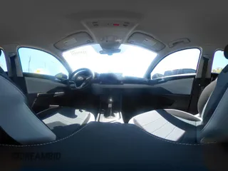 2025 Volkswagen Taos z VIN 3VV5C7B23SM008129, wystawiony jako IAAI lot #41879531 z przebiegiem 3423 mil mil oraz . Historia ofert i sprzedaży dostępna na DreamBid. Obrazek 18.
