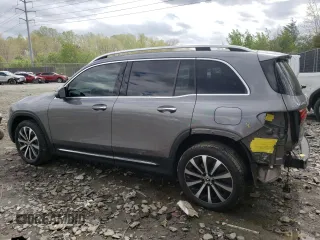 2023 Mercedes-Benz GLB 250 z VIN W1N4M4HB1PW272706, wystawiony jako Copart lot #53211815 z przebiegiem 30 428 mil mil oraz Szkoda całkowita • Salvage title. Historia ofert i sprzedaży dostępna na DreamBid. Obrazek 2.