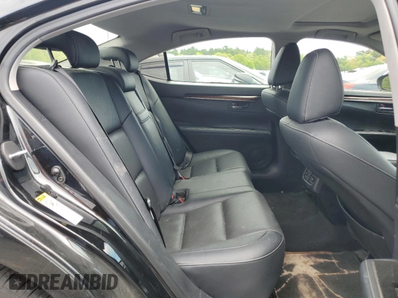 2016 Lexus ES 330 z VIN JTHBK1GG7G2228666, wystawiony jako Copart lot #56567695 z przebiegiem 132 320 mil mil oraz Szkoda całkowita • Salvage title. Historia ofert i sprzedaży dostępna na DreamBid. Obrazek 10.