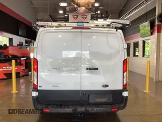2019 Ford Transit z VIN 1FTYR1YGXKKA54025, wystawiony jako IAAI lot #42650341 z przebiegiem 129 672 mil mil oraz . Historia ofert i sprzedaży dostępna na DreamBid. Obrazek 11.