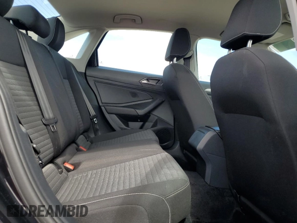 2024 Volkswagen Jetta S with VIN 3VW5M7BU4RM075715, listed as a Copart auction lot 62886015 with 21,207 mi miles and Clean title. Bid and sale history available at DreamBid. Image 10.