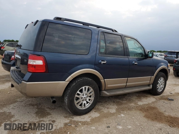 2013 Ford Expedition XLT z VIN 1FMJU1H55DEF33562, wystawiony jako Copart lot #51381725 z przebiegiem 151 074 mil mil oraz Czysty tytuł • Clean title. Historia ofert i sprzedaży dostępna na DreamBid. Obrazek 3.