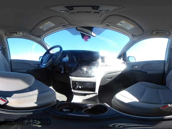 2018 Toyota Sienna LE Auto Access Seat with VIN 5TDKZ3DC9JS962977, listed as a IAAI auction lot 41312680 with 107,538 mi miles. Bid and sale history available at carsss.com. Image 19.