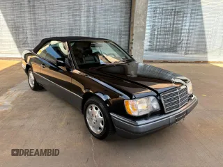 1995 Mercedes-Benz E Class with VIN WDBEA66EXSC281846, listed as a Copart auction lot 50452635 with 83,149 mi miles and Clean Title. Bid and sale history available at carsss.com. Image 14.
