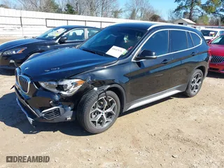 2018 BMW X1 sDrive28i with VIN WBXHU7C32J5L08316, listed as a IAAI auction lot 41647076 with 46,184 mi miles. Bid and sale history available at carsss.com. Image 17.