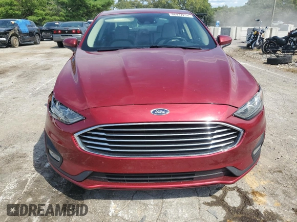 2019 Ford Fusion SE with VIN 3FA6P0HD0KR196270, listed as a Copart auction lot 66917234 with 99,596 mi miles and Salvage Title. Bid and sale history available at DreamBid. Image 5.