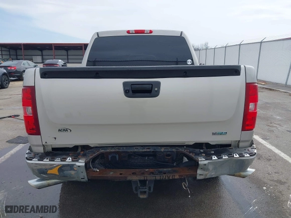 2009 Chevrolet Silverado 1500 LTZ with VIN 3GCEK33M29G254317, listed as a IAAI auction lot 41700617 with 163,950 mi miles. Bid and sale history available at carsss.com. Image 17.