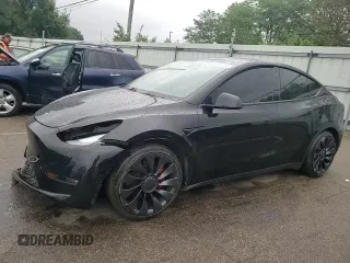 2022 Tesla Model Y Performance с VIN 7SAYGDEF5NF554018, выставлен на аукционе Copart как лот 65062185 с пробегом Не указан миль и Списание • Salvage title. История ставок и продаж доступна на DreamBid. Изображение 13.
