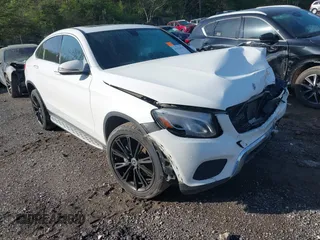 2019 Mercedes-Benz GLC 300 with VIN WDC0J4KB1KF638819, listed as a IAAI auction lot 41922074 with 96,521 mi miles and . Bid and sale history available at DreamBid. Image 1.