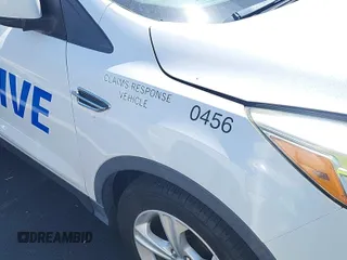 2016 Ford Escape SE z VIN 1FMCU0GX3GUC30456, wystawiony jako IAAI lot #42387320 z przebiegiem 99 033 mil mil oraz . Historia ofert i sprzedaży dostępna na DreamBid. Obrazek 28.