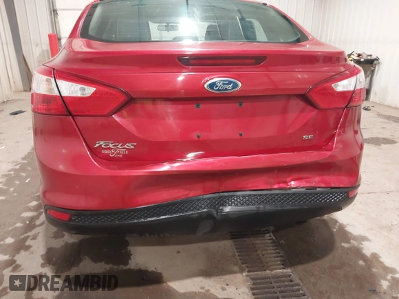 2012 Ford Focus SE z VIN 1FAHP3F21CL114445, wystawiony jako IAAI lot #42277986 z przebiegiem 89 317 mil mil oraz . Historia ofert i sprzedaży dostępna na DreamBid. Obrazek 6.