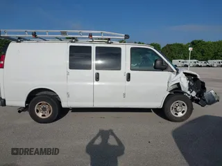 2019 Chevrolet Express Cargo Van with VIN 1GCWGAFG5K1254736, listed as a IAAI auction lot 41880050 with 136,132 mi miles. Bid and sale history available at carsss.com. Image 14.