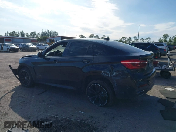 2018 BMW X6 sDrive35i with VIN 5UXKU0C5XJ0G80724, listed as a IAAI auction lot 41274338 with 122,696 mi miles. Bid and sale history available at carsss.com. Image 14.