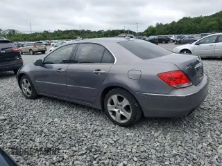2005 Acura RL z VIN JH4KB16575C013649, wystawiony jako Copart lot #61172125 z przebiegiem 140 503 mil mil oraz Czysty tytuł • Clean title. Historia ofert i sprzedaży dostępna na DreamBid. Obrazek 2.