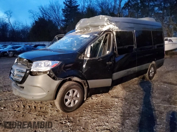 2020 Mercedes-Benz Sprinter with VIN W1Z4EGHY1LT031208, listed as a Copart auction lot 81883314 with 129,460 mi miles and Salvage Title. Bid and sale history available at DreamBid. Image 1.