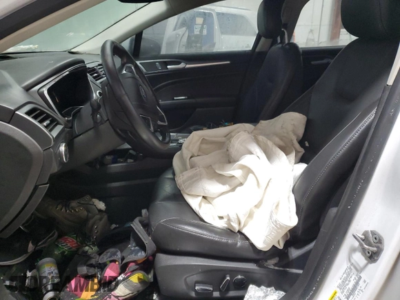 2013 Ford Fusion Titanium with VIN 3FA6P0D98DR215474, listed as a Copart auction lot 43998045 with 0 mi miles and Non Repairable. Bid and sale history available at carsss.com. Image 7.