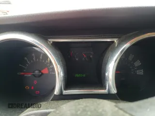 2005 Ford Mustang Deluxe with VIN 1ZVFT80N355197524, listed as a Copart auction lot 56963425 with 262,048 mi miles and Salvage title. Bid and sale history available at DreamBid. Image 9.