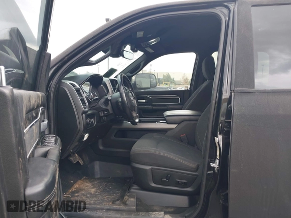 2019 Ram 2500 Lone Star with VIN 3C6UR5DL4KG557072, listed as a IAAI auction lot 38314829 with 74,153 mi miles and . Bid and sale history available at DreamBid. Image 5.