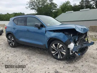 2023 Volvo XC40 Ultimate Dark Theme z VIN YV4L12UX6P2087430, wystawiony jako Copart lot #62543495 z przebiegiem 1 960 mil mil oraz Szkoda całkowita • Salvage title. Historia ofert i sprzedaży dostępna na DreamBid. Obrazek 4.