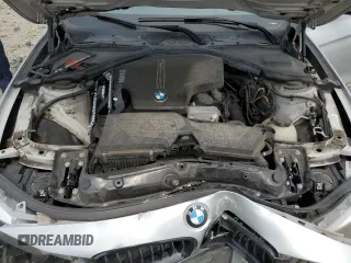 2013 BMW 3 Series 328i xDrive z VIN WBA3B3C57DJ811761, wystawiony jako Copart lot #60715455 z przebiegiem 111 198 mil mil oraz Szkoda całkowita • Salvage title. Historia ofert i sprzedaży dostępna na DreamBid. Obrazek 11.