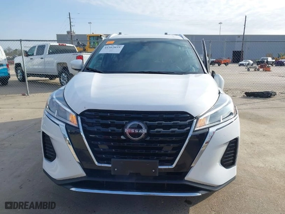 2022 Nissan Kicks SV with VIN 3N1CP5CV0NL524100, listed as a IAAI auction lot 41562035 with NaN miles. Bid and sale history available at carsss.com. Image 12.