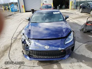 2022 Toyota GR86 Premium with VIN JF1ZNBE1XN9753016, listed as a Copart auction lot 80104824 with 0 mi miles and Salvage Title. Bid and sale history available at carsss.com. Image 5.