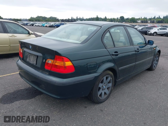2005 BMW 3 Series 325i with VIN WBAEV33415KX11061, listed as a IAAI auction lot 42810241 with 168,338 mi miles and . Bid and sale history available at DreamBid. Image 4.