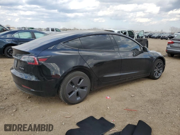 2022 Tesla Model 3 Long Range z VIN 5YJ3E1EB9NF134819, wystawiony jako Copart lot #49639365 z przebiegiem 49 245 mil mil oraz Szkoda całkowita • Salvage title. Historia ofert i sprzedaży dostępna na DreamBid. Obrazek 3.