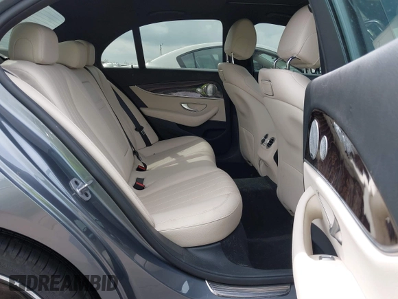 2019 Mercedes-Benz E 300 with VIN WDDZF4KB4KA489825, listed as a IAAI auction lot 41878228 with 55,029 mi miles and . Bid and sale history available at DreamBid. Image 8.