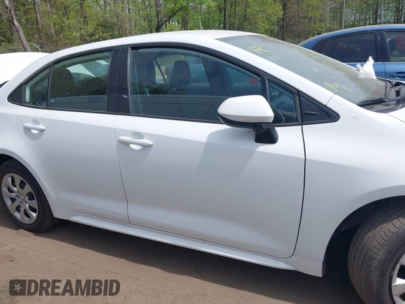 2024 Toyota Corolla LE with VIN 5YFB4MDE7RP111836, listed as a IAAI auction lot 42093539 with 24,799 mi miles. Bid and sale history available at carsss.com. Image 13.