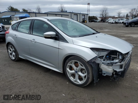 2014 Ford Focus ST with VIN 1FADP3L97EL298874, listed as a Copart auction lot 46799965 with 114,658 mi miles and Salvage Title. Bid and sale history available at carsss.com. Image 4.