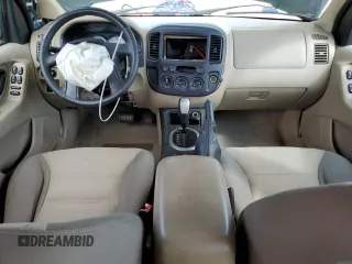 2005 Ford Escape XLS Value with VIN 1FMYU02Z95KB06800, listed as a Copart auction lot 68647114 with 204,081 mi miles and Salvage Title. Bid and sale history available at carsss.com. Image 8.