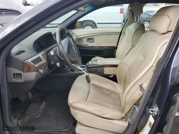 2007 BMW 7 Series 750Li with VIN WBAHN83557DT70497, listed as a Copart auction lot 50697005 with 97,430 mi miles and Salvage Title. Bid and sale history available at carsss.com. Image 7.