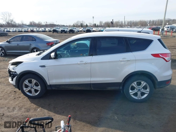 2014 Ford Escape SE with VIN 1FMCU0GXXEUC51060, listed as a IAAI auction lot 41814380 with 155,233 mi miles. Bid and sale history available at carsss.com. Image 14.