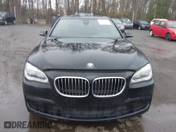 2013 BMW 7 Series 750Li с VIN WBAYE8C53DD133504, выставлен на аукционе IAAI как лот 42005346 с пробегом 142 894 миль миль и . История ставок и продаж доступна на DreamBid. Изображение 12.