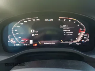 2021 BMW X4 M z VIN 5YMUJ0C00M9F77102, wystawiony jako Copart lot #59472373 z przebiegiem 5041 mil mil oraz . Historia ofert i sprzedaży dostępna na DreamBid. Obrazek 8.