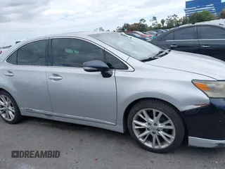 2010 Lexus HS 250h with VIN JTHBB1BA3A2018799, listed as a IAAI auction lot 42056815 with 220,768 mi miles. Bid and sale history available at carsss.com. Image 13.