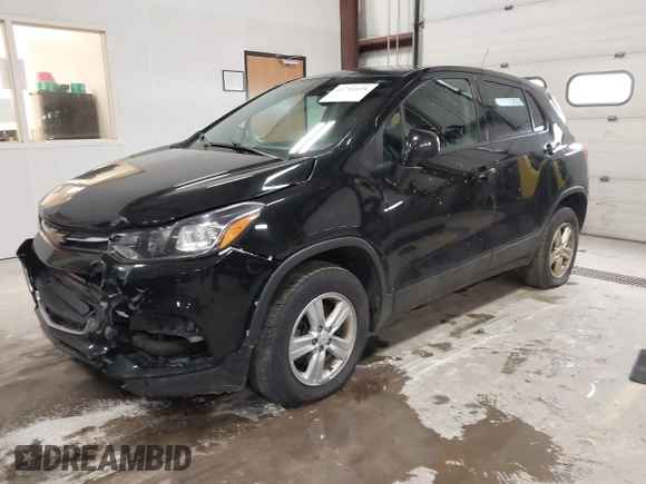 2020 Chevrolet Trax LS with VIN KL7CJNSB1LB319001, listed as a IAAI auction lot 41711318 with 186,101 mi miles. Bid and sale history available at carsss.com. Image 2.