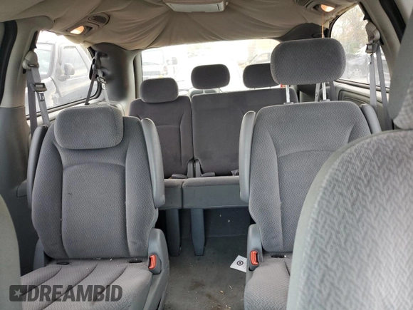 2005 Dodge Caravan SXT with VIN 2D4GP44L25R565890, listed as a Copart auction lot 42324244 with 203,174 mi miles and Non Repairable. Bid and sale history available at carsss.com. Image 10.