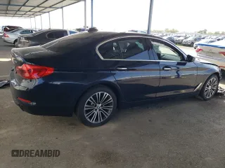 2018 BMW 5 Series 530i z VIN WBAJA5C50JG898675, wystawiony jako Copart lot #51188145 z przebiegiem Nie podano mil oraz Szkody całkowita. Historia ofert i sprzedaży dostępna na DreamBid. Obrazek 3.