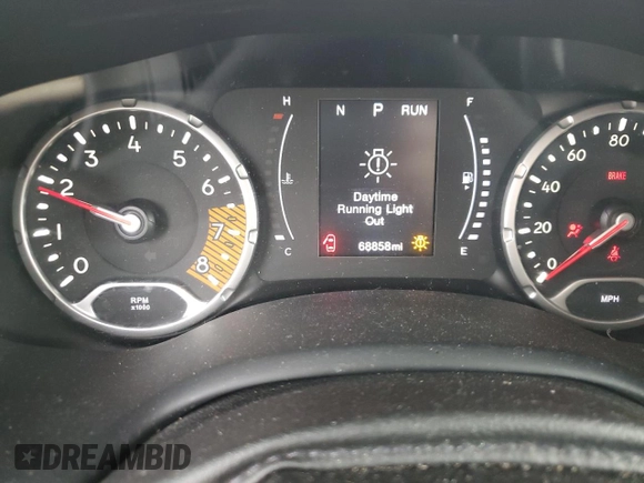 2020 Jeep Renegade Latitude z VIN ZACNJBBB1LPL03636, wystawiony jako Copart lot #55380425 z przebiegiem 68 858 mil mil oraz Szkoda całkowita • Salvage title. Historia ofert i sprzedaży dostępna na DreamBid. Obrazek 9.