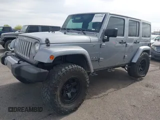 2018 Jeep Wrangler Unlimited Sahara with VIN 1C4BJWEG6JL817231, listed as a IAAI auction lot 42225248 with 68,015 mi miles and . Bid and sale history available at DreamBid. Image 18.