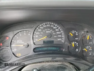2005 Chevrolet Silverado 1500 LS with VIN 2GCEC19T551393165, listed as a Copart auction lot 51863175 with 280,152 mi miles and Salvage Title. Bid and sale history available at DreamBid. Image 9.
